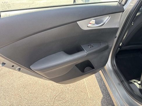 Used 2023 Kia Forte LXS FWD image 14