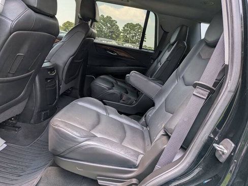 Used 2016 Cadillac Escalade Premium AWD/4WD image 31