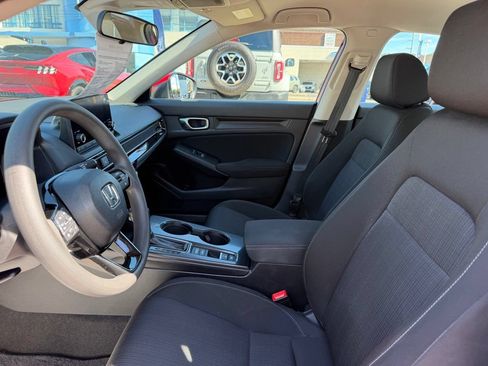 Used 2023 Honda Civic LX image 6
