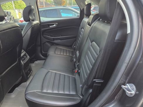 Used 2017 Ford Edge SEL w/ Equipment Group 201A AWD/4WD image 12