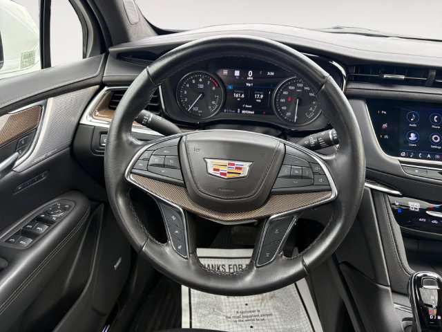 Used 2022 Cadillac XT5 Premium Luxury w/ Platinum Package AWD/4WD image 5