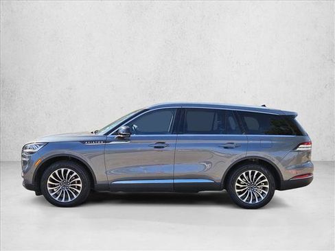 Used 2022 Lincoln Aviator Reserve w/ Elements Package Plus image 8