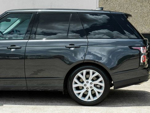 Used 2019 Land Rover Range Rover Supercharged AWD/4WD image 17