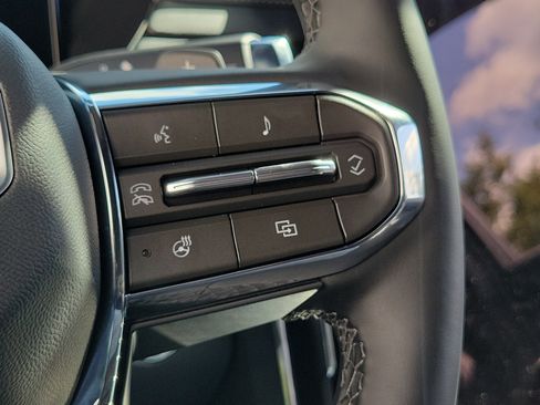 New 2026 GMC Acadia Elevation FWD image 28