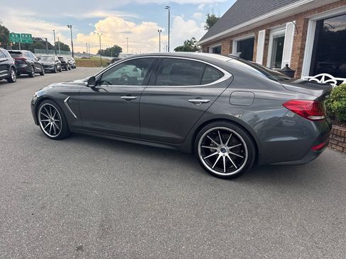 Used 2019 Genesis G70 2.0T Advanced w/ Elite Package RWD image 14