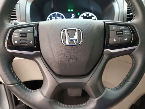 Certified 2025 Honda Odyssey EX-L image 11