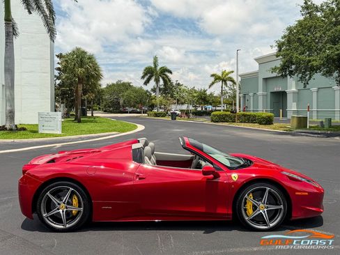Used 2013 Ferrari 458 Spider RWD image 58