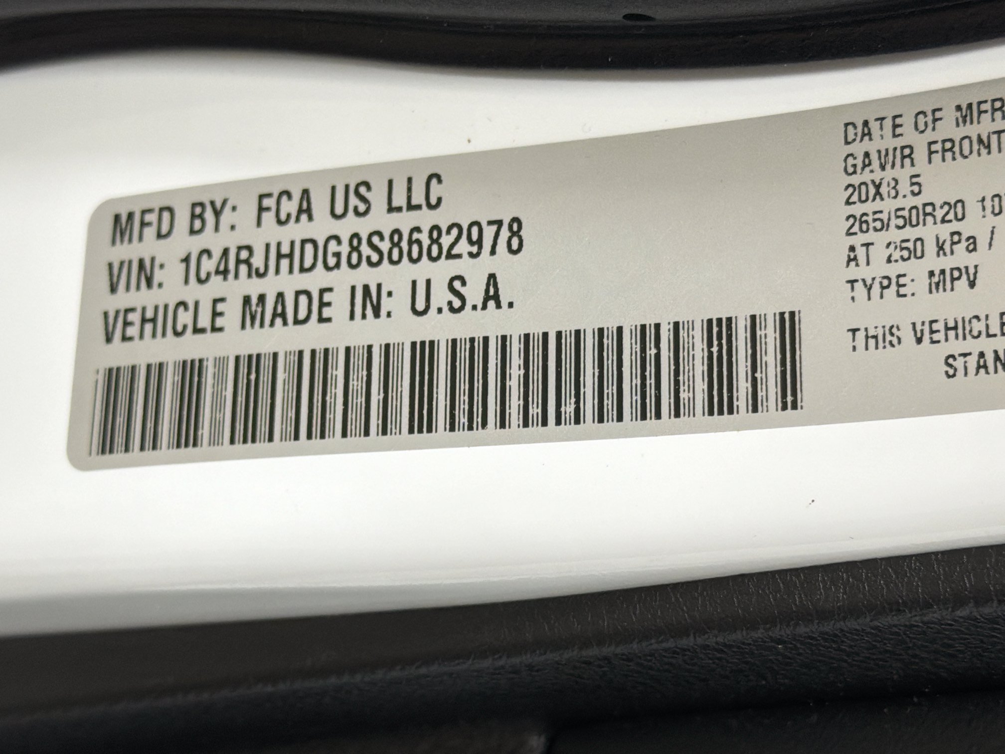 Used 2025 Jeep Grand Cherokee Overland w/ Luxury Tech Group IV AWD/4WD image 44