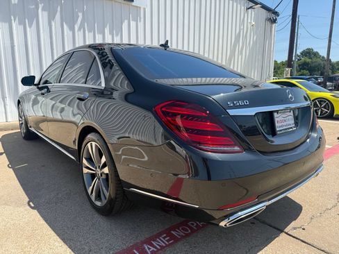 Used 2018 Mercedes-Benz S 560 Sedan image 4