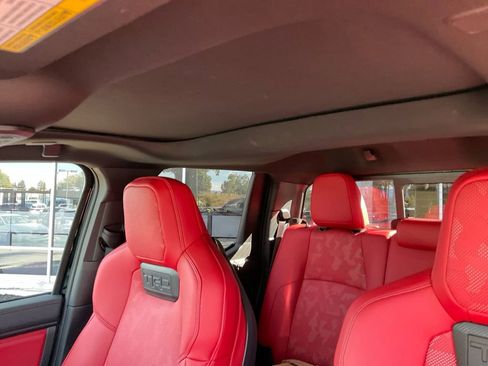 Used 2025 Toyota Tacoma TRD Pro image 15