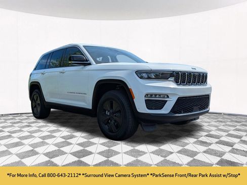 Used 2022 Jeep Grand Cherokee Limited 4xe w/ Luxury Tech Group II AWD/4WD image 18