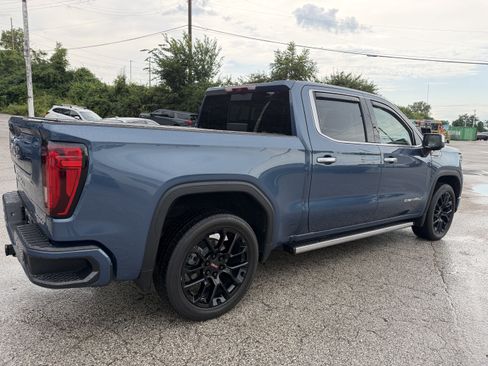Used 2024 GMC Sierra 1500 Denali w/ Denali Reserve Package AWD/4WD image 7