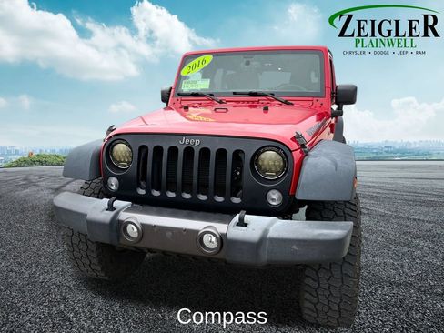 Used 2016 Jeep Wrangler Unlimited Sport AWD/4WD image 9