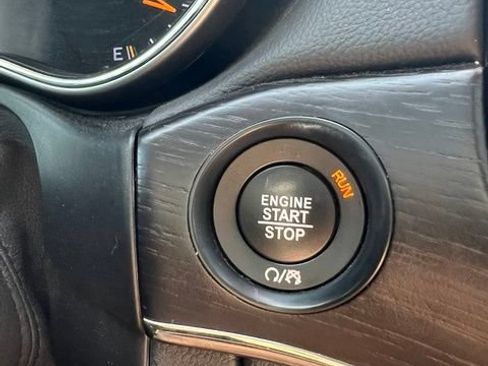 Used 2019 Jeep Grand Cherokee High Altitude AWD/4WD image 12
