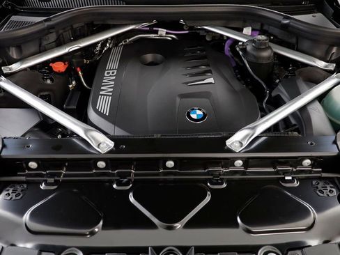 New 2026 BMW X7 xDrive40i image 24