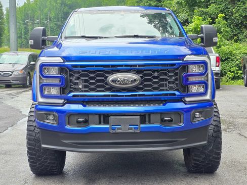 Used 2025 Ford F250 XLT w/ Black Appearance Package AWD/4WD image 10