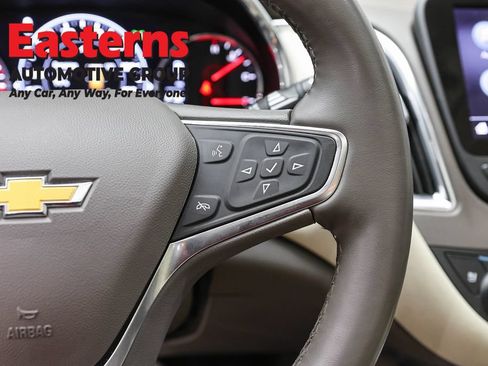 Used 2024 Chevrolet Malibu LT FWD image 16