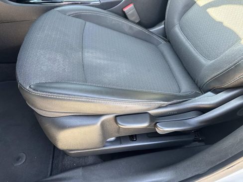 Certified 2024 Buick Encore GX Preferred image 16