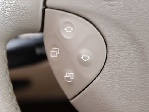Used 2006 Mercedes-Benz E 350 Sedan image 67