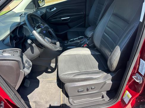 Used 2014 Ford Escape Titanium w/ Equipment Group 401A FWD image 10