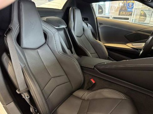 New 2025 Chevrolet Corvette E-Ray image 9