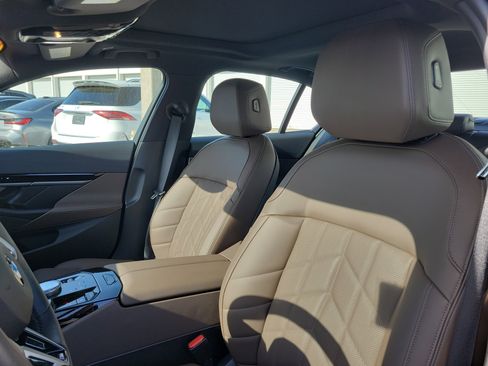 Used 2026 BMW 530i w/ M Sport Package image 21