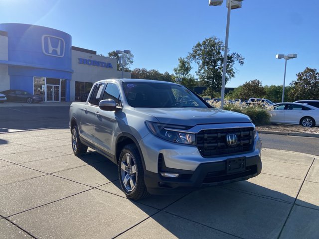 Used 2025 Honda Ridgeline RTL image 2