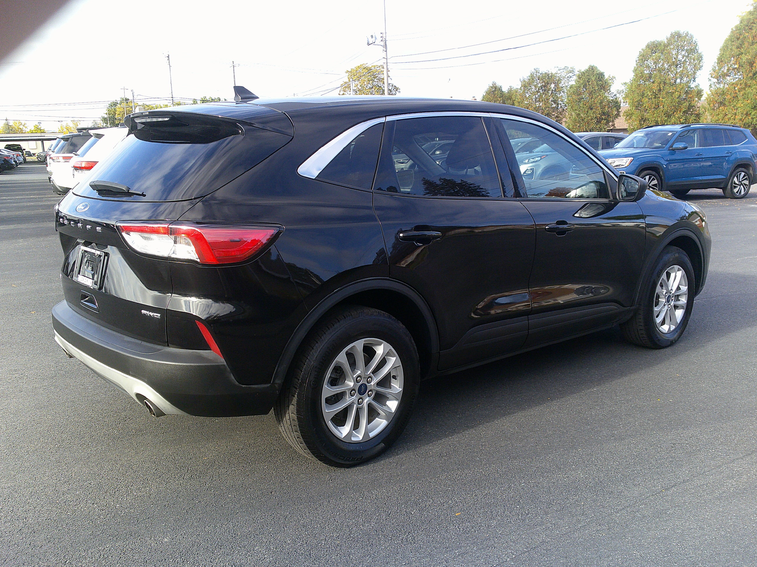 Used 2022 Ford Escape SE w/ Cold Weather Package AWD/4WD image 7