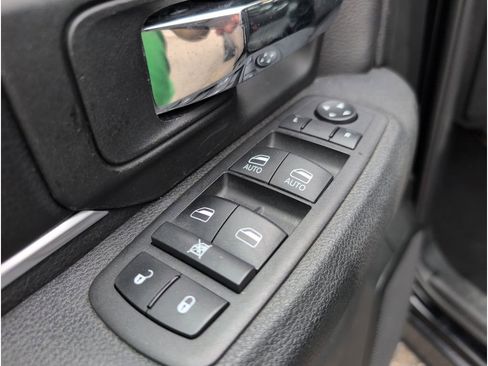 Used 2024 RAM 1500 Classic Warlock image 12