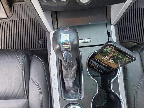 Used 2014 Ford Explorer XLT w/ Equipment Group 202A image 24