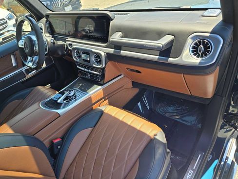Used 2023 Mercedes-Benz G 63 AMG 4MATIC image 11