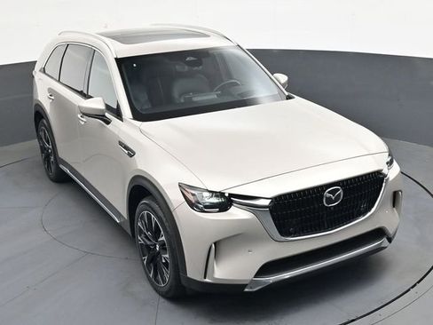 Used 2024 MAZDA CX-90 Plug-In Hybrid w/ Premium Plus AWD/4WD image 29