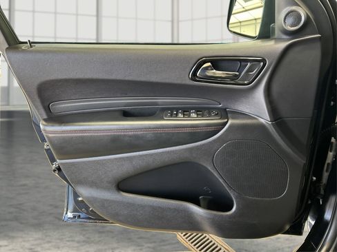 Used 2025 Dodge Durango GT AWD/4WD image 18
