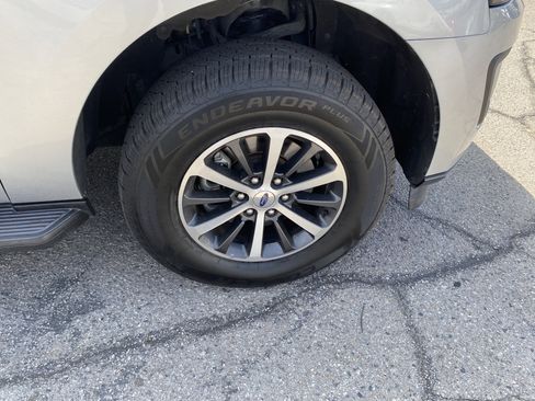Used 2019 Ford Expedition Max XLT RWD image 30