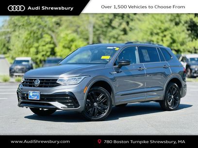Used 2022 Volkswagen Tiguan SE R-Line