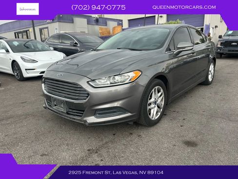 Used 2014 Ford Fusion SE image 1
