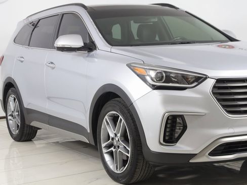Used 2017 Hyundai Santa Fe Limited w/ Cargo Package image 40