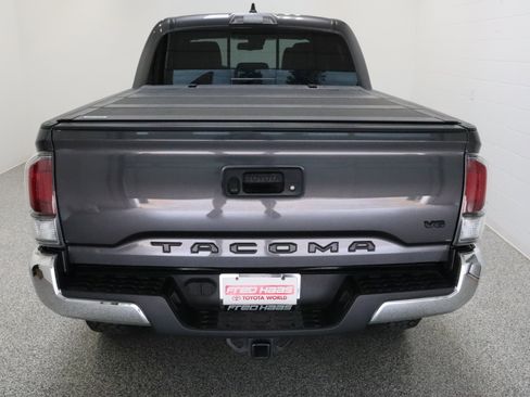 Used 2023 Toyota Tacoma TRD Off-Road AWD/4WD image 8