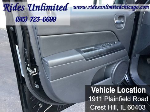 Used 2016 Jeep Patriot Sport w/ Power Value Group AWD/4WD image 12