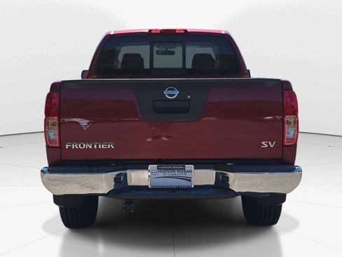 Used 2017 Nissan Frontier SV RWD image 5