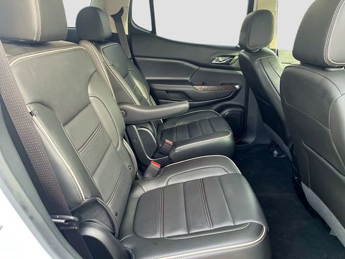 Used 2023 GMC Acadia Denali w/ Trailering Package AWD/4WD image 30