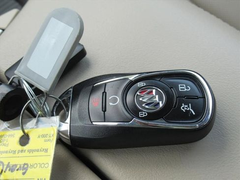 Used 2020 Buick Envision Premium w/ LPO, Cargo Package AWD/4WD image 29