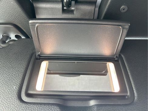 Used 2023 Jeep Wrangler Unlimited Sahara w/ Cold Weather Group image 34