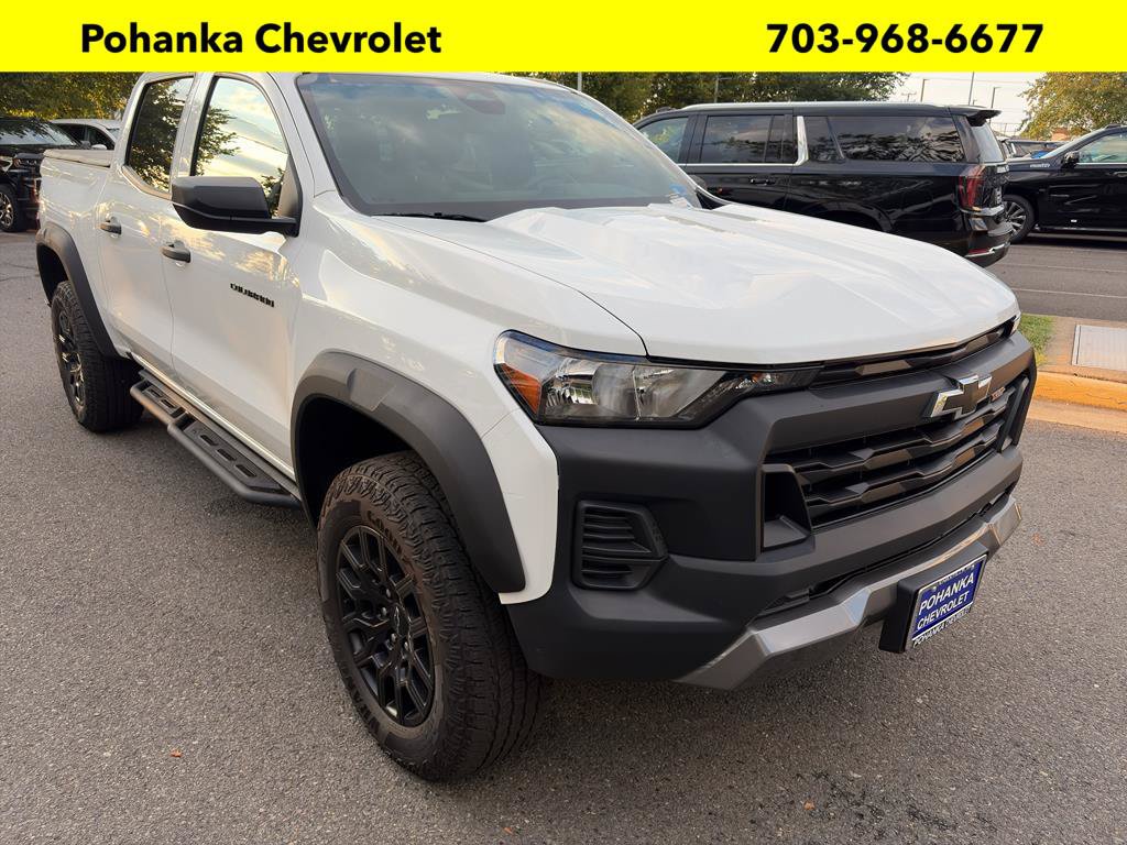 Used 2023 Chevrolet Colorado Trail Boss w/ Advanced Trailering Package AWD/4WD image 1
