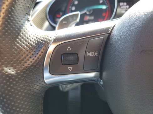 Used 2015 Audi R8 V10 w/ Full Leather Package image 26