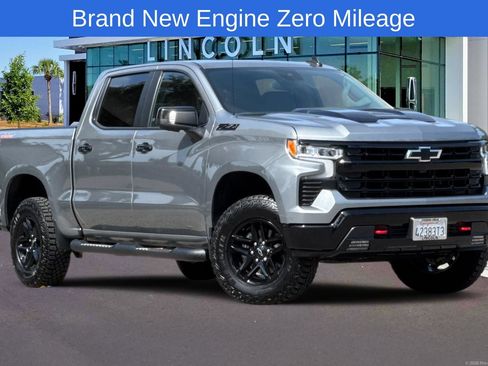 Used 2023 Chevrolet Silverado 1500 LT Trail Boss w/ LT Trail Boss Premium Package AWD/4WD image 2