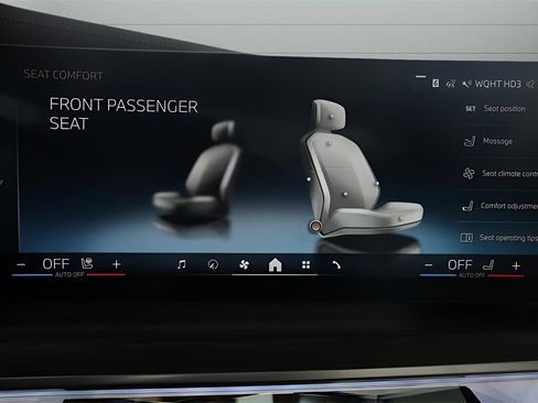 Used 2023 BMW 760i xDrive w/ Executive Package image 61