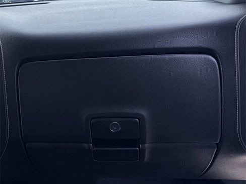 Used 2016 GMC Sierra 2500 SLT w/ Duramax Plus Package image 35