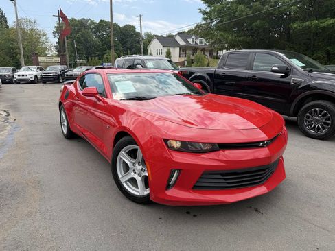 Used 2016 Chevrolet Camaro LT RWD image 1