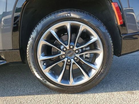 Used 2024 Jeep Wagoneer Series II w/ Premium Group I image 12